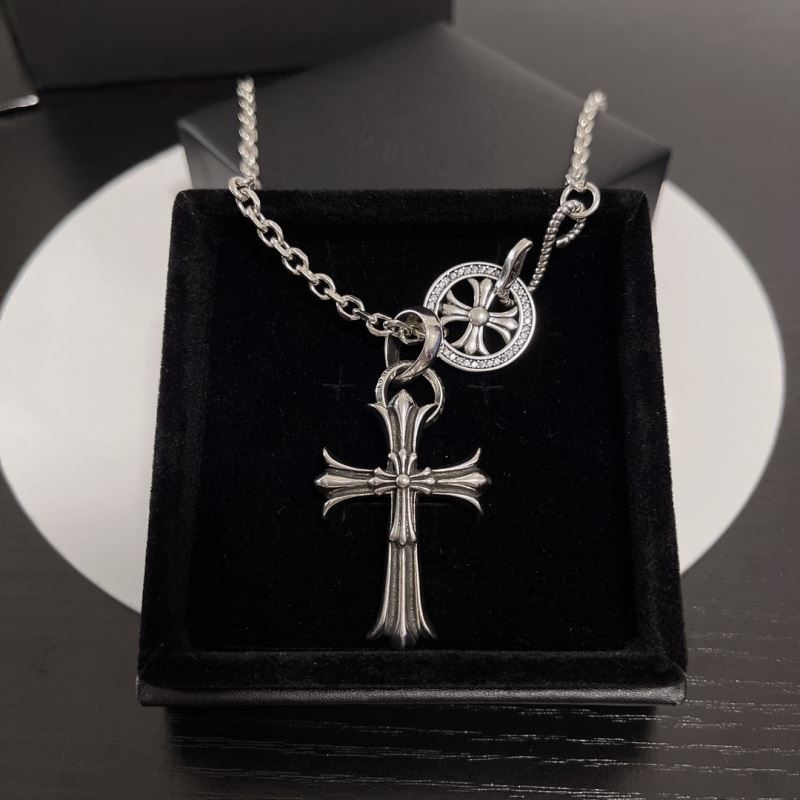 Ch**me He**ts necklaces